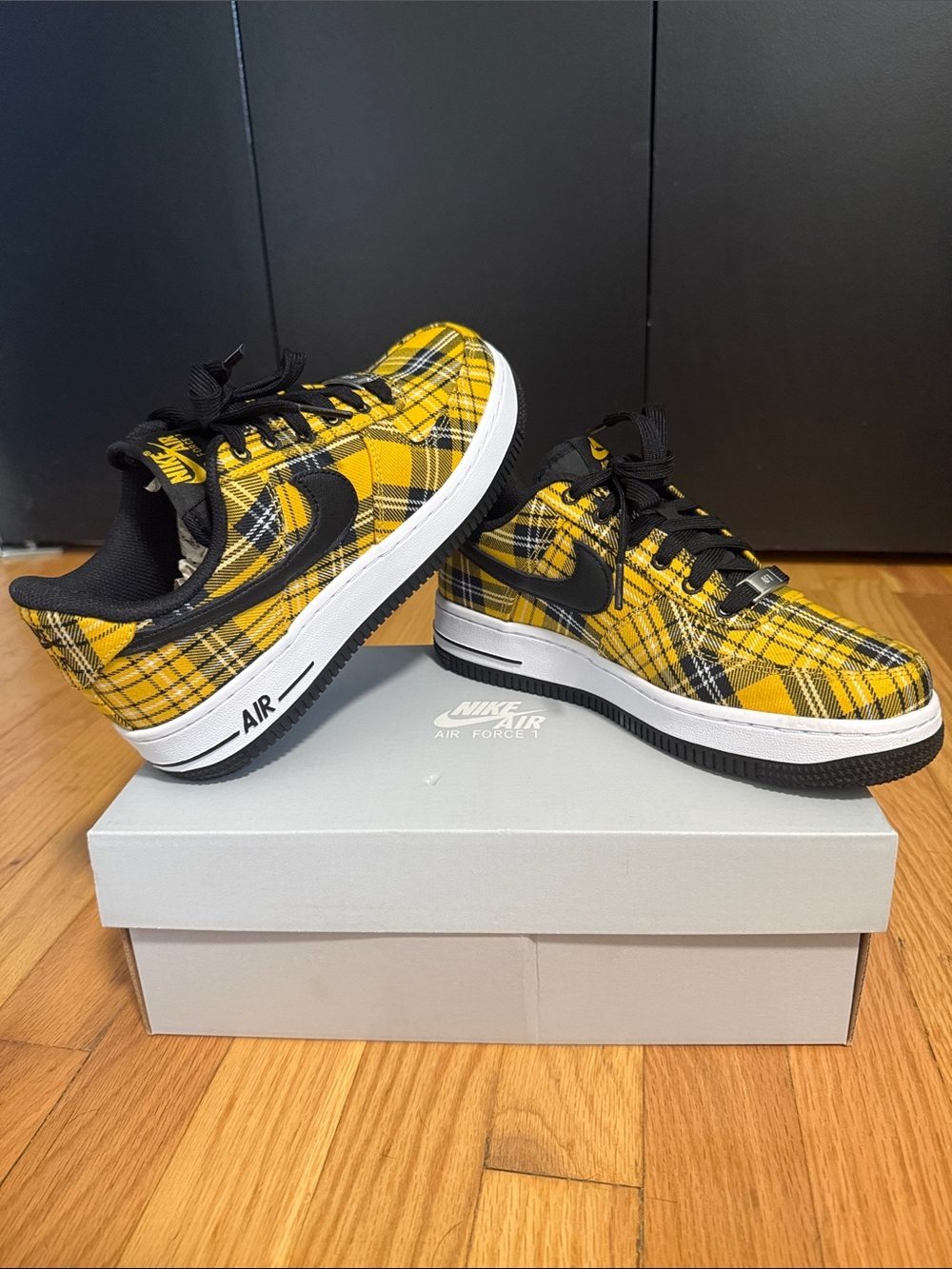 Clueless x Nike Air Force 1 - Picture 3 of 5